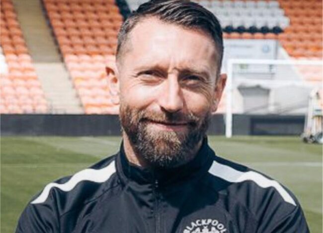 Stephen Dobbie