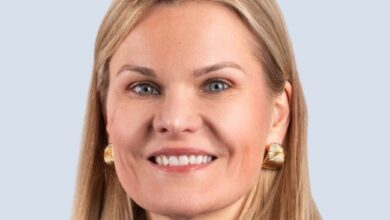 laura farris law