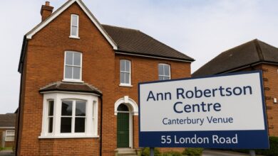 ann robertson centre
