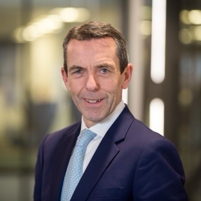 ian stuart hsbc
