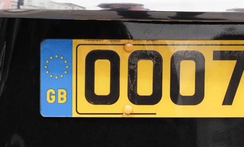 How to Transfer a Private Number Plate Between Vehicles
