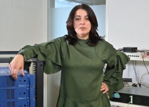 elham kashefi france