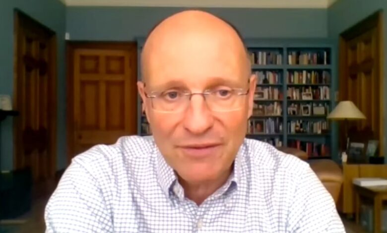 Alan Clements